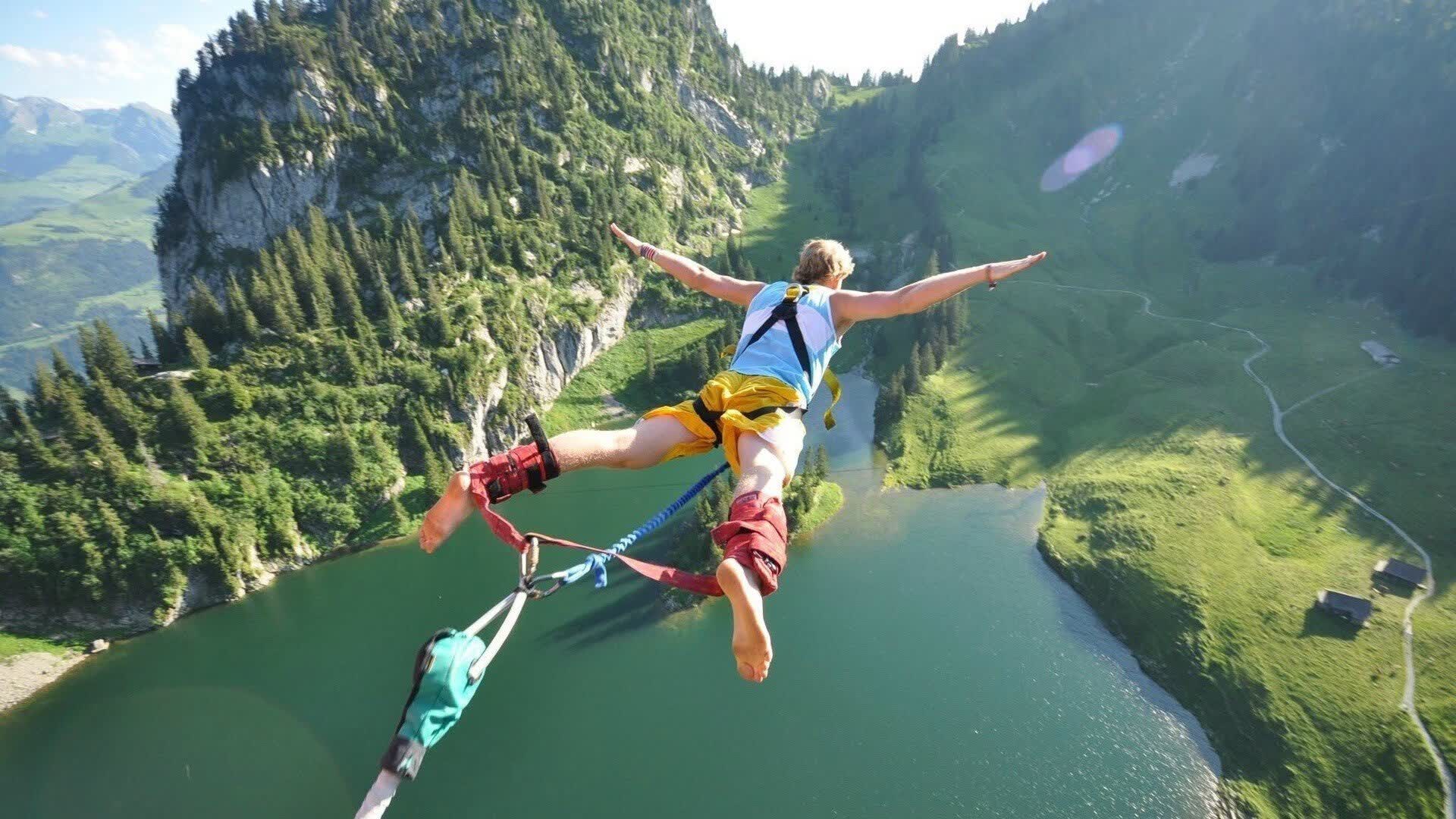 湖人该为浓眉豪赌一把吗？